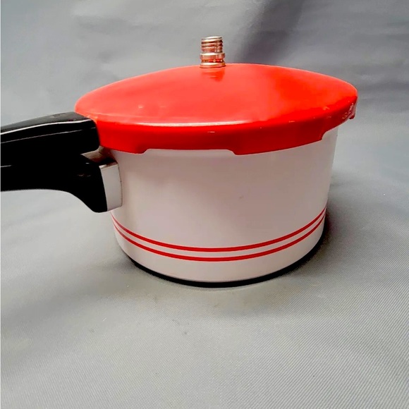 Vintage Tedelex Pressure Cooker Rare/Hard To Find - Picture 1 of 8